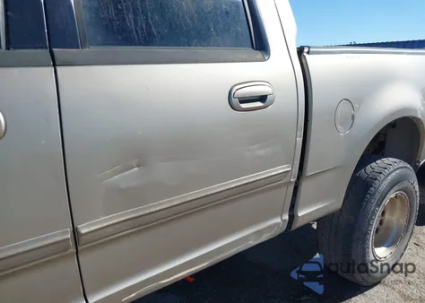 2001 Ford F-150 Harley-Davidson Edition/King Ranch Edition/Lariat/Xlt from USA, damaged, VIN 1FTRW07L41KA90796